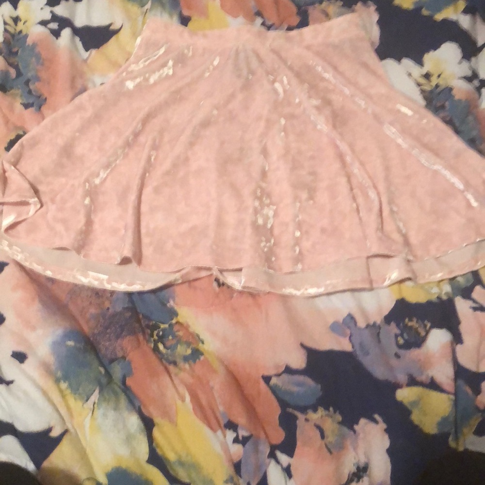 Velvet pink skirt
